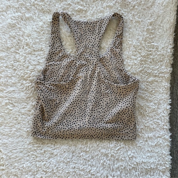 Animal Print Seamless Racerback Scoopneck Tank Crop and Leggings Set - Picture 4 of 4